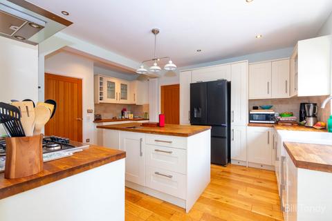 4 bedroom semi-detached house for sale, Selwyn Road, Burntwood, WS7