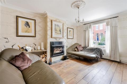 4 bedroom semi-detached house for sale, Ladbroke Road, Epsom