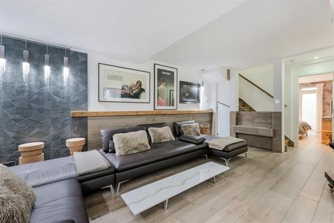 4 bedroom semi-detached house for sale, Ladbroke Road, Epsom