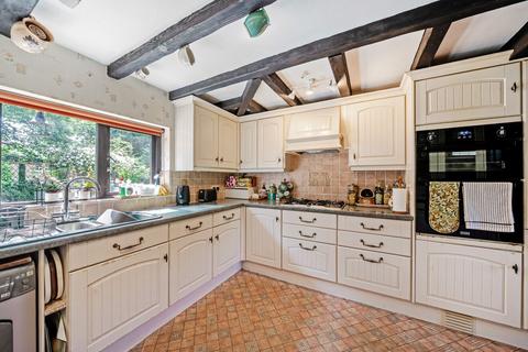 4 bedroom detached house for sale, Carrick Drive, Sevenoaks, TN13