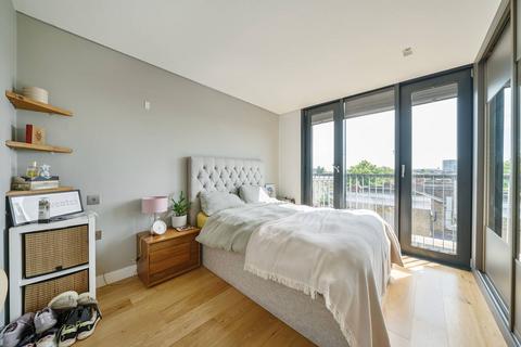 2 bedroom flat for sale, Sandhurst Court, Brixton, London, SW2