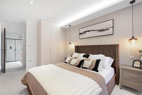 1 bedroom flat for sale, East Street, Epsom KT17