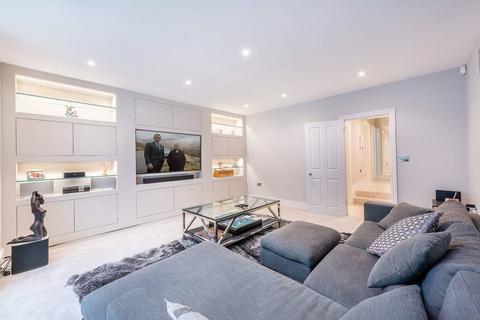 5 bedroom house to rent, Harbledown Road, Parsons Green, London, SW6