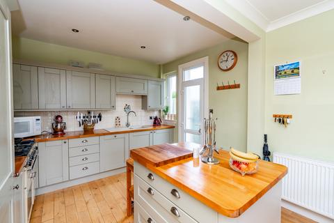 93 Craigentinny Road, Edinburgh, EH7 6QL