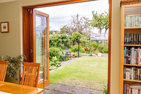 93 Craigentinny Road, Edinburgh, EH7 6QL