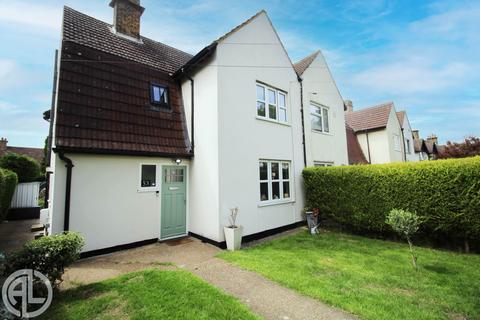 3 bedroom end of terrace house for sale, Pixmore Avenue, Letchworth Garden City, SG6 1RJ
