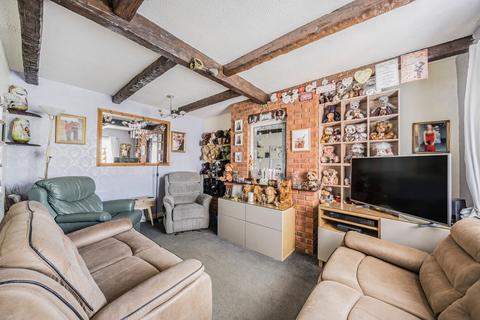 undefined, Henley Road, Caversham, Reading