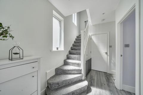 52 Radcliffe Road, Harrow, HA3 7QB