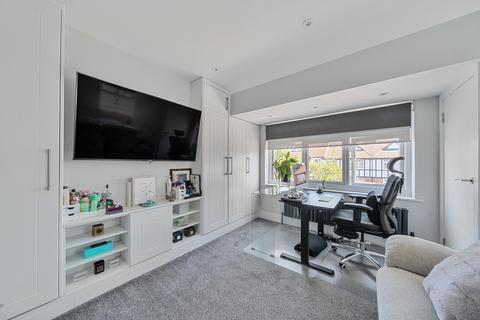 52 Radcliffe Road, Harrow, HA3 7QB