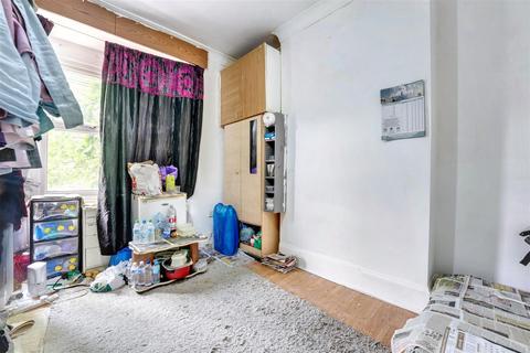 6 bedroom house for sale, Upton Lane, London
