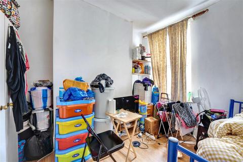 6 bedroom house for sale, Upton Lane, London