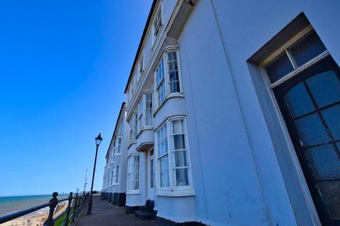 3 bedroom apartment for sale, Pier Court, New Street, Cromer