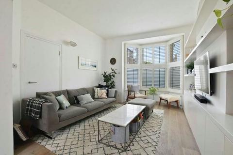 undefined, Prospero Road  Whitehall Park N19 3RF