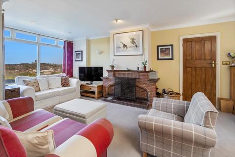 6 Abbot Road, Guildford, GU1 3TA