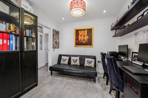 23 Haddon, Great Holm, Milton Keynes, MK8 9DD