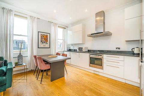 3 bedroom flat to rent, Nevern Square, London SW5