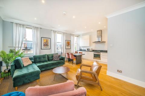 3 bedroom flat to rent, Nevern Square, London SW5