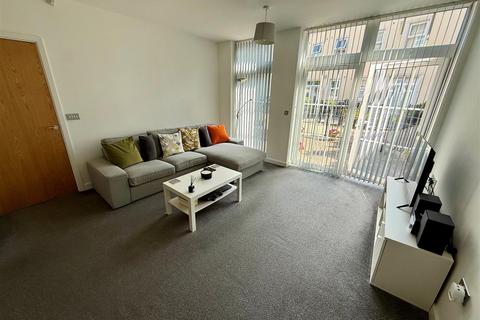 undefined, West Court, Dickens Heath, Solihull
