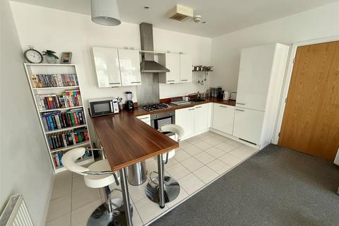 undefined, West Court, Dickens Heath, Solihull