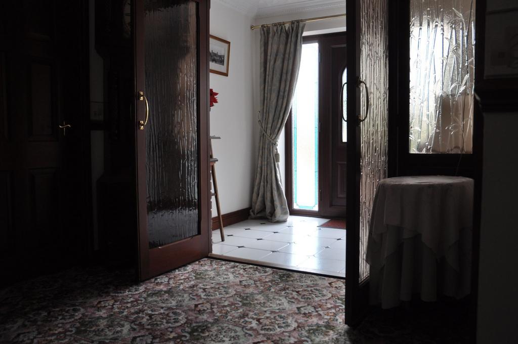 Photograph 7