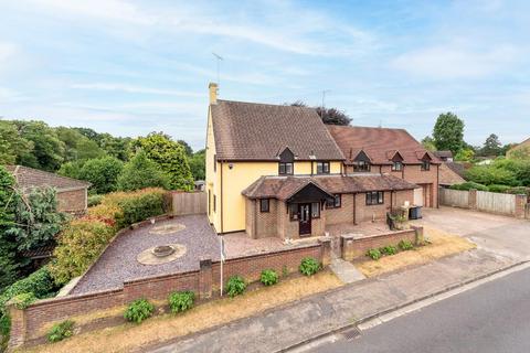 undefined, Hillside Road, Leighton Buzzard