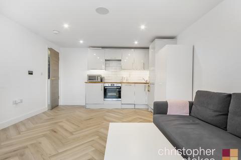undefined, Westgate Court, Waltham Cross, Greater London, EN8 8RZ