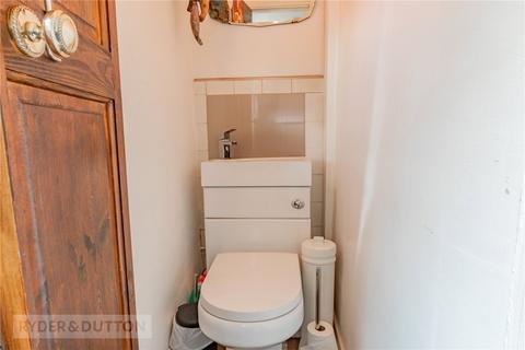 138 Oldham Road, Denshaw, Oldham, OL3 5RP