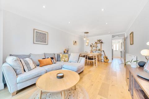 Atbara Road, Teddington, TW11