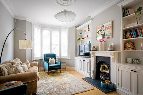 4 bedroom terraced house for sale, Atherton Street, London, SW11