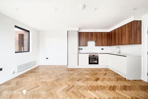 58 Roman Way, London, N7