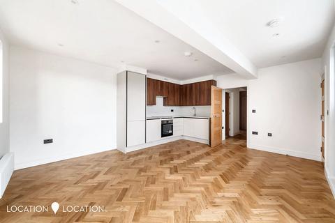 1 bedroom flat for sale, 58 Roman Way, London, N7