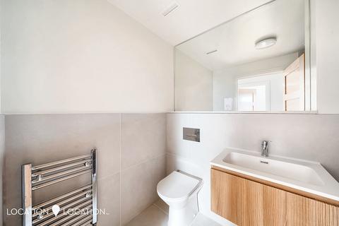 1 bedroom flat for sale, 58 Roman Way, London, N7