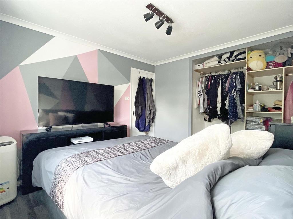 Bed22.jpg