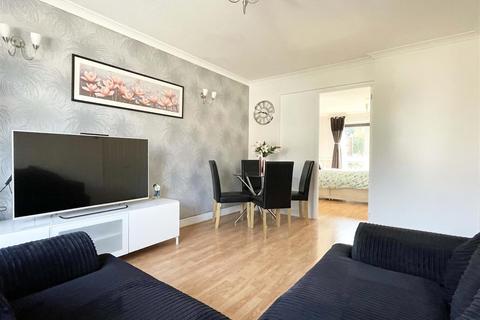 12 Clachar Close, Chelmsford, CM2 6RX