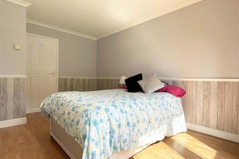 12 Clachar Close, Chelmsford, CM2 6RX