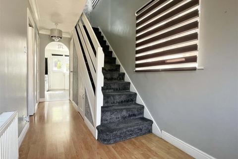 12 Clachar Close, Chelmsford, CM2 6RX