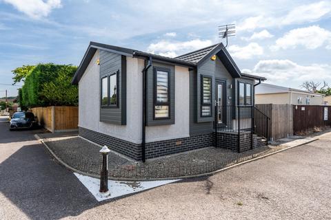 Lumby Drive Mobile Home Park, Ringwood, Hampshire, BH24