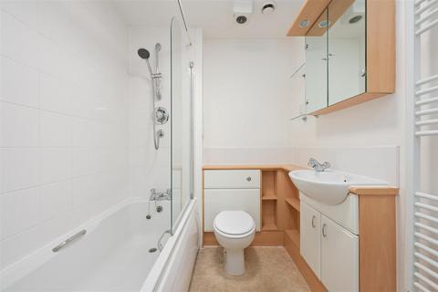 78 Bittern Court, Dunfermline, KY11 8HF