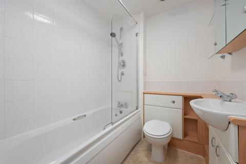 78 Bittern Court, Dunfermline, KY11 8HF