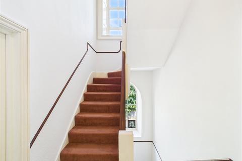 54 Granby Hill, Bristol, BS8 4LS