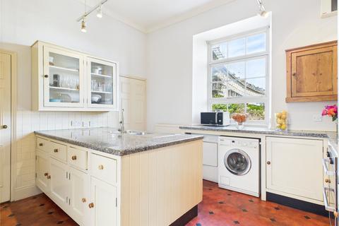 54 Granby Hill, Bristol, BS8 4LS