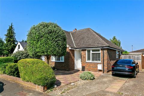 2 bedroom bungalow for sale, Hollybank Close, Middlesex