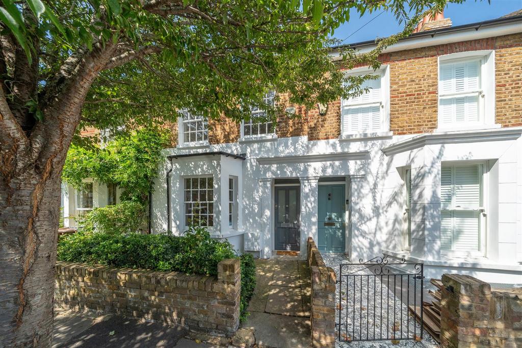 Glebe Street, W4 - FOR SALE
