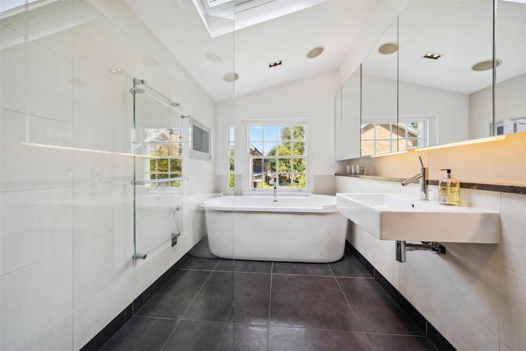Glebe Street, W4 - FOR SALE