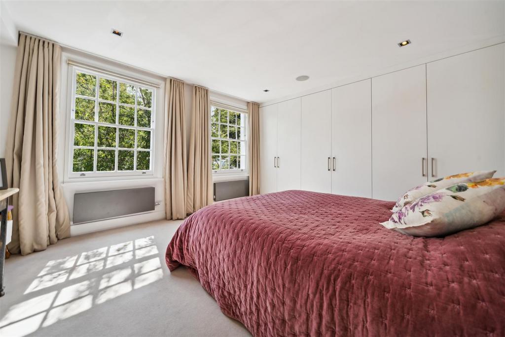 Glebe Street, W4 - FOR SALE