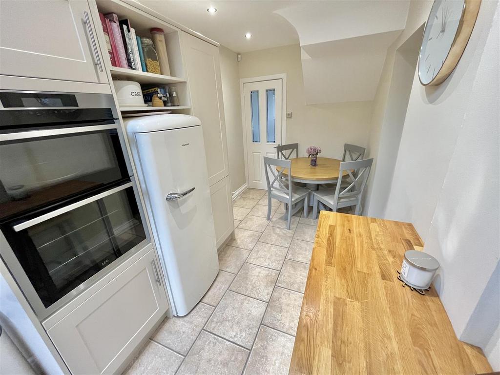 Breakfast Kitchen 2