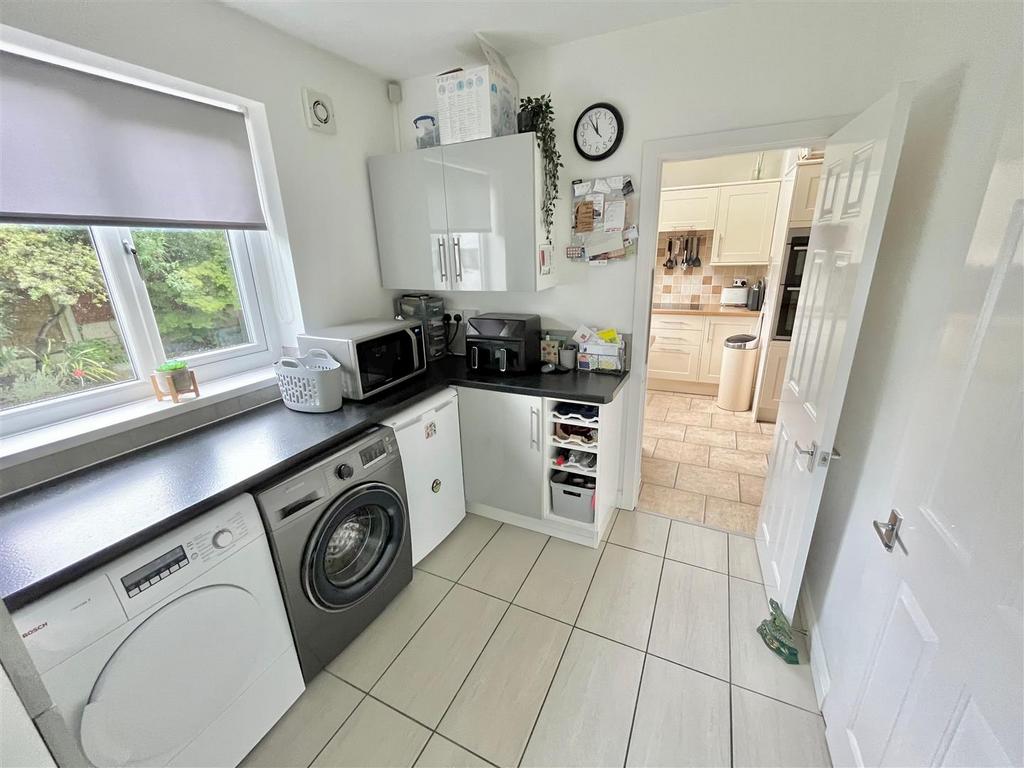 Utility Room 2