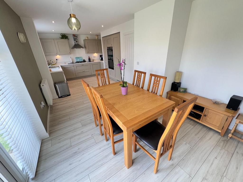 Kitchen/diner/family room