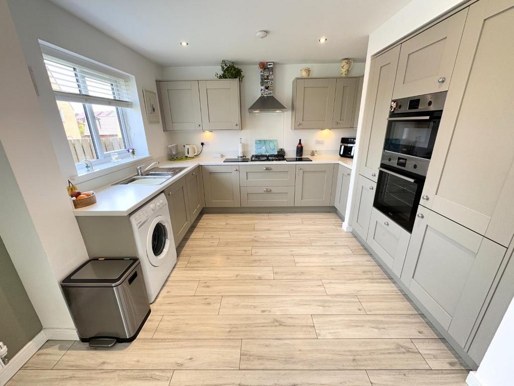 Kitchen/diner/family room