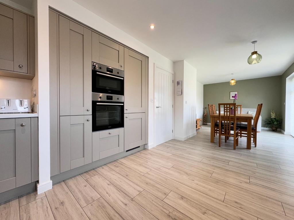 Kitchen/diner/family room